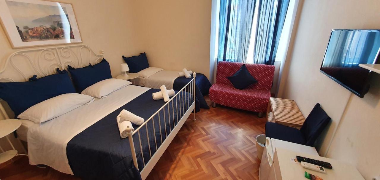 Napol-In Hotel Napoli Eksteriør billede